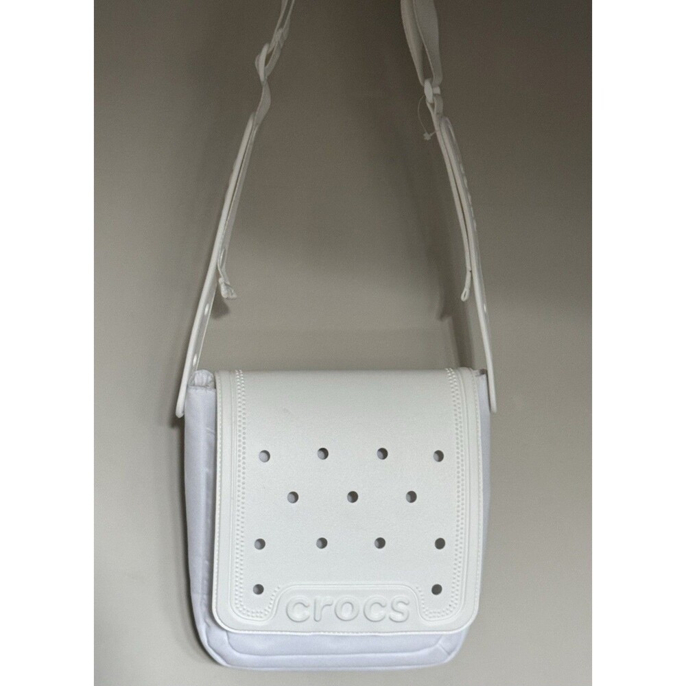 Crocs Classic Crossbody Bag - White - Purse- Adjustable Strap - Picture 2 of 12